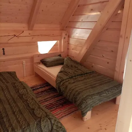 Kamp Beli Gaber Stari Trg pri Lozu