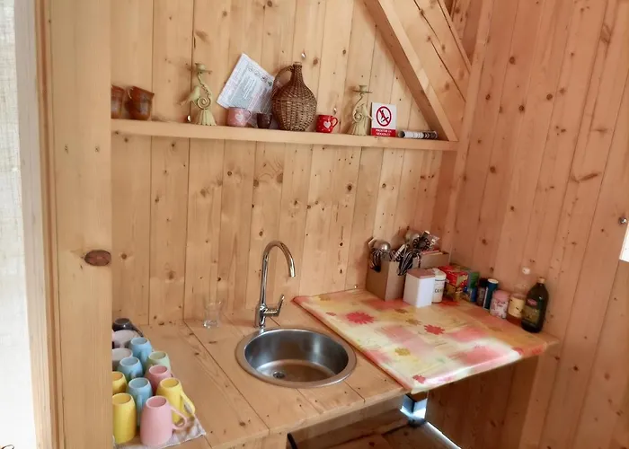 Kamp Beli Gaber * Stari Trg pri Lozu