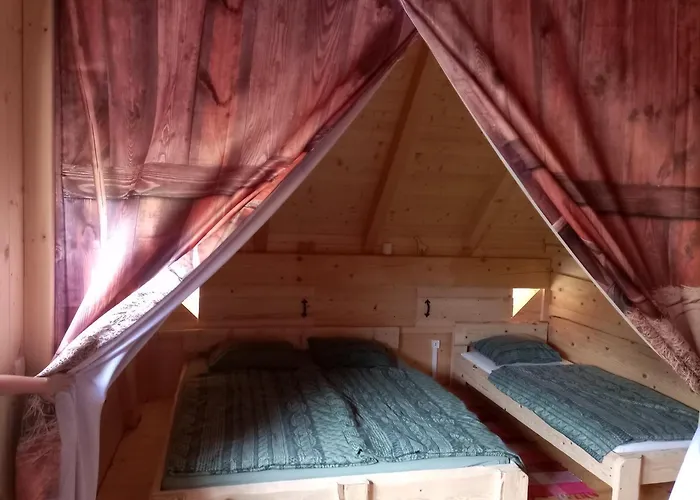 Kamp Beli Gaber Stari Trg pri Lozu