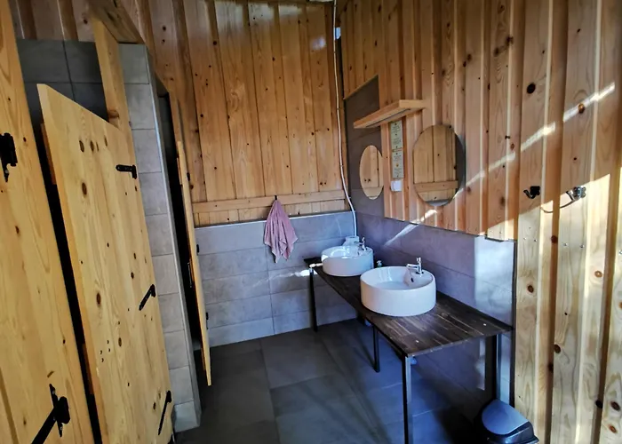 Kamp Beli Gaber * Stari Trg pri Lozu